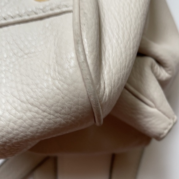 Michael Kors Fulton Large Ivory Leather Shoulder Bag - Picture 12 of 14